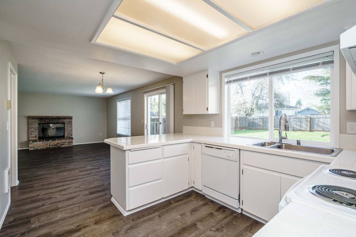 House for rent at 12410 NE 101st St, Vancouver, WA 98682