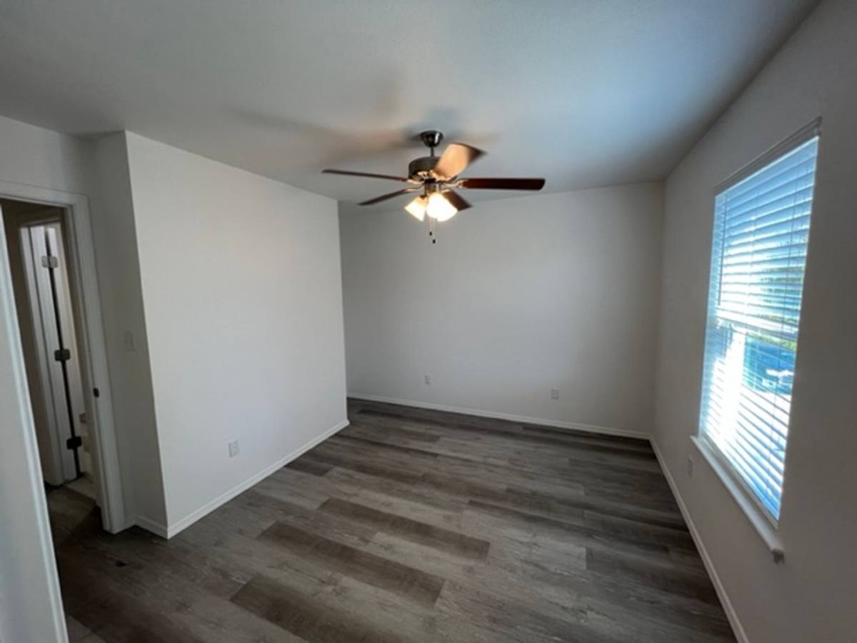 Apartment for rent at 208 S 26th St, Van Buren, AR 72956