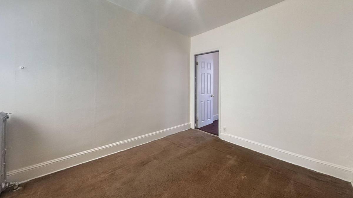 House for rent at 150 W Palmer St, Philadelphia, PA 19122
