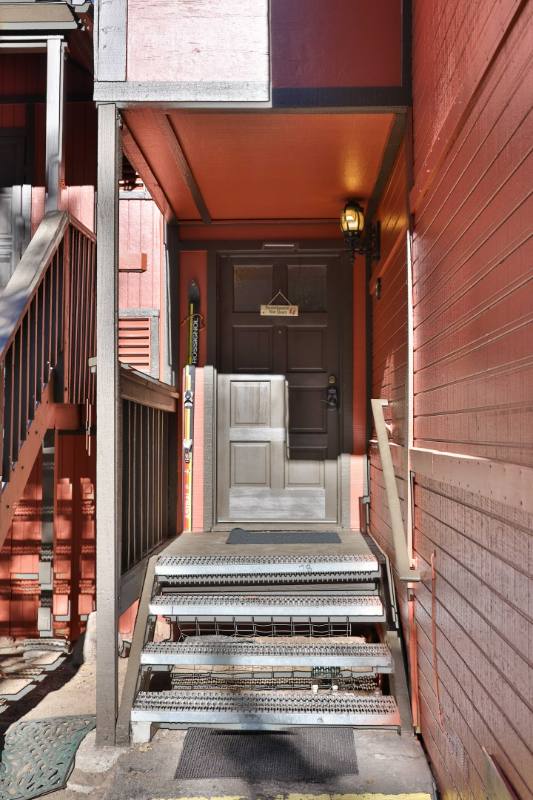 Townhouse for rent at 41935 Switzerland Blvd, Big Bear Lake, CA 92315