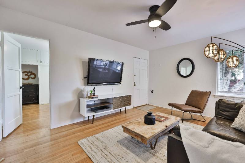 Apartment for rent at 4788 W Mountain View #B, San Diego, CA 92116