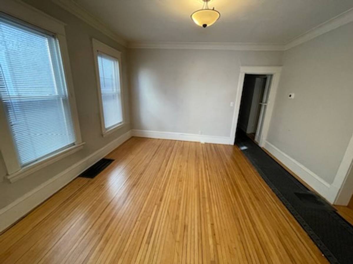Apartment for rent at 2721 Girard Ave S, Minneapolis, MN 55408