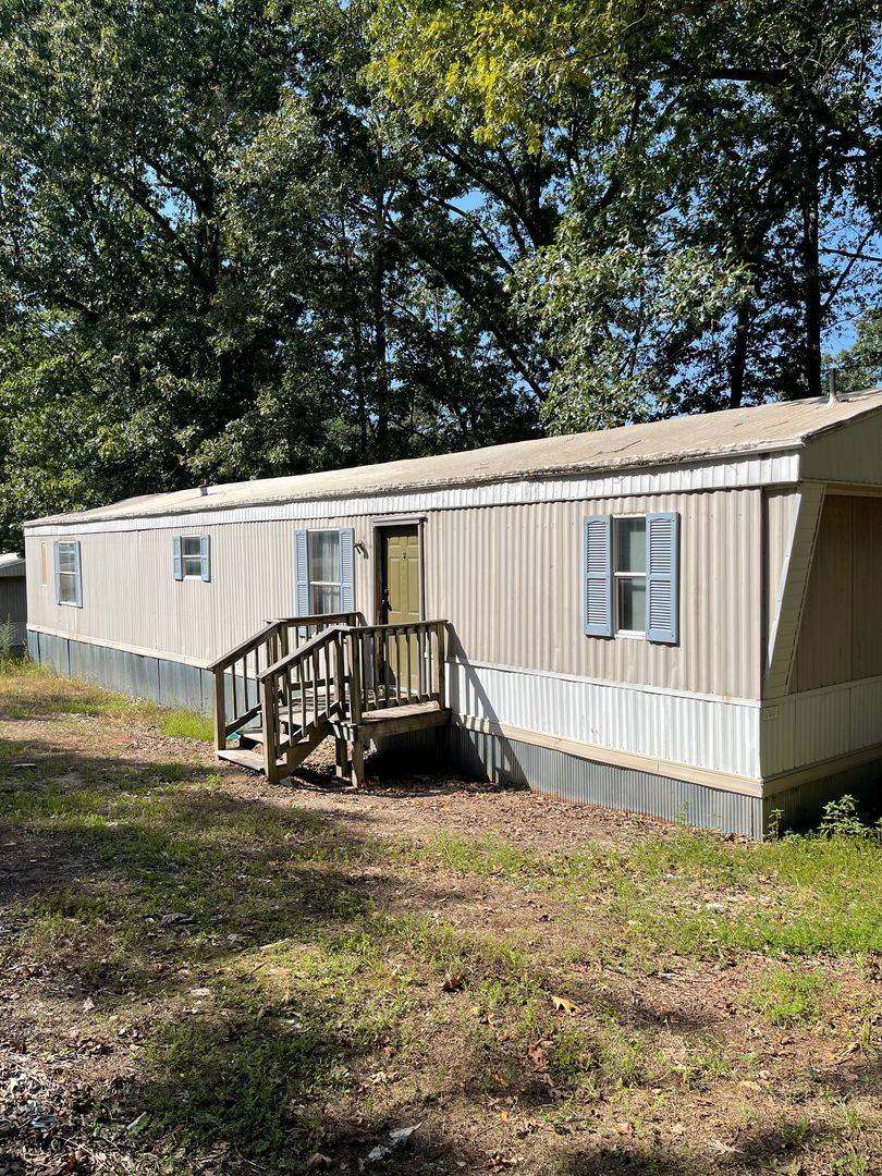 Apartment for rent at 5240 S Highway 39, Aurora, MO 65605