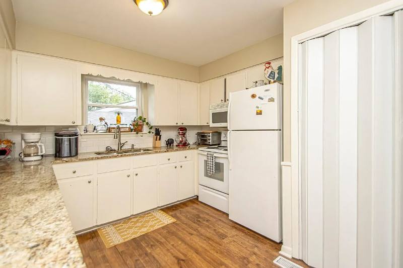 Apartment for rent at 3801 Hill Rd #5, Little Rock, AR 72205