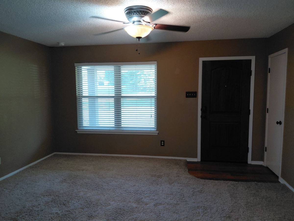 House for rent at 3725 Greenwood Rd, Weatherford, TX 76088