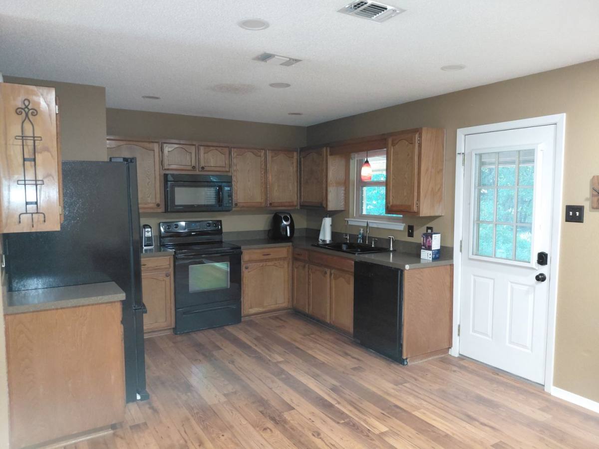 House for rent at 3725 Greenwood Rd, Weatherford, TX 76088