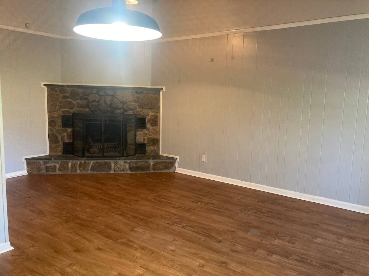 Apartment for rent at 959 Timberlake Dr #4, Lynchburg, VA 24502