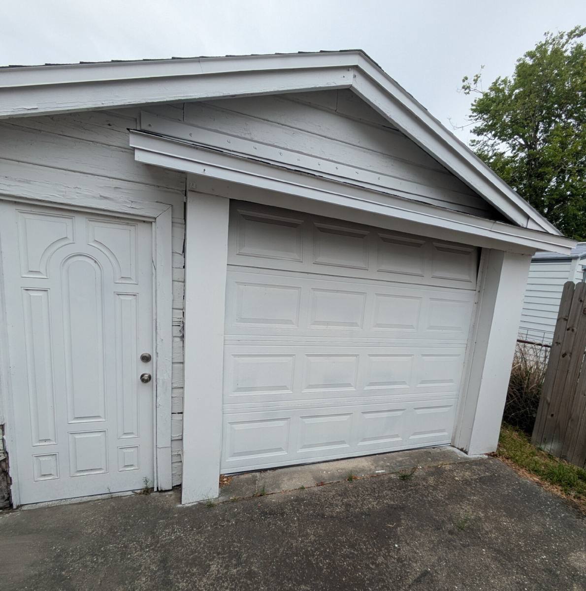 House for rent at 6552 Sapphire Dr, Jacksonville, FL 32208