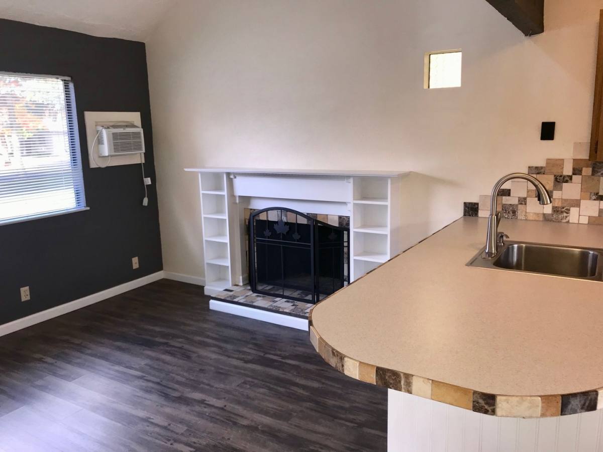 Apartment for rent at 1539 15th Ave SE, Albany, OR 97322