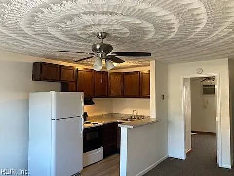 Apartment for rent at 718 Lesner Ave #4, Norfolk, VA 23518