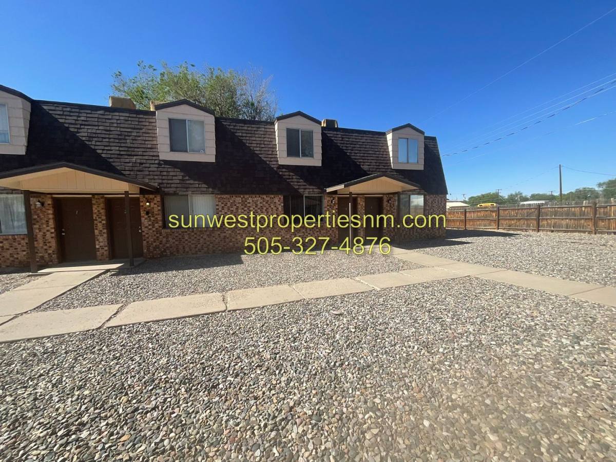 Apartment for rent at 1621 Farmington Ave, Farmington, NM 87401