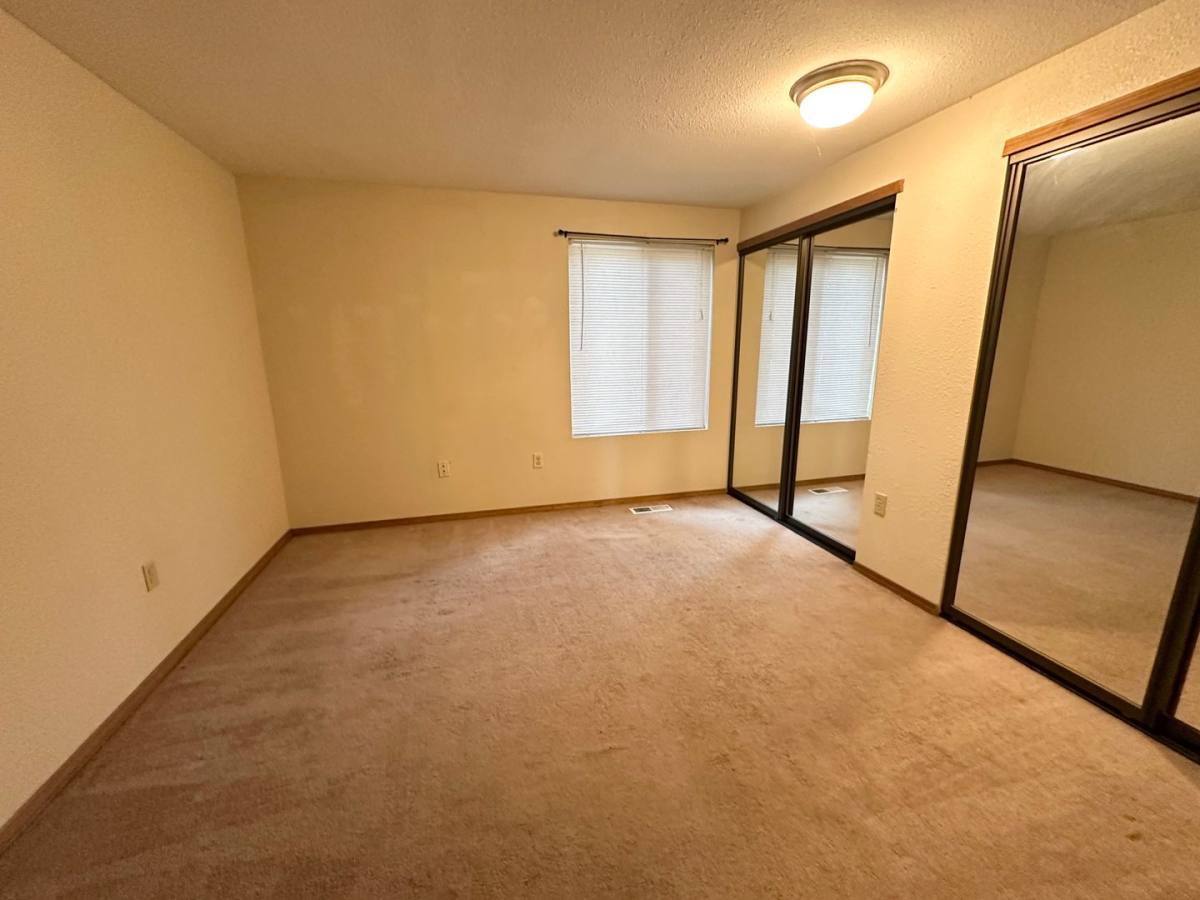 House for rent at 11990 SW Corby Dr, Portland, OR 97225