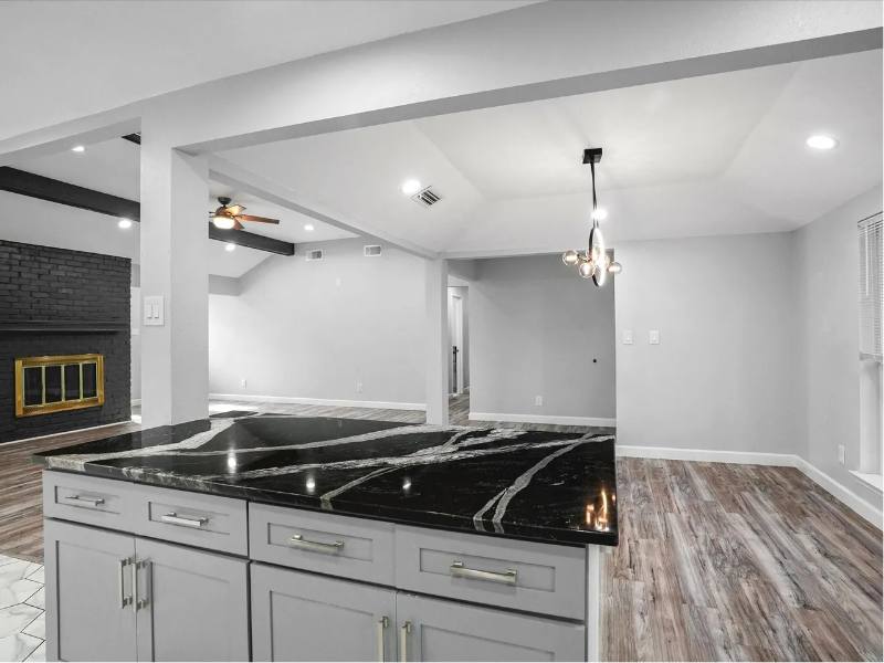House for rent at 900 Westminster Dr, Richardson, TX 75081