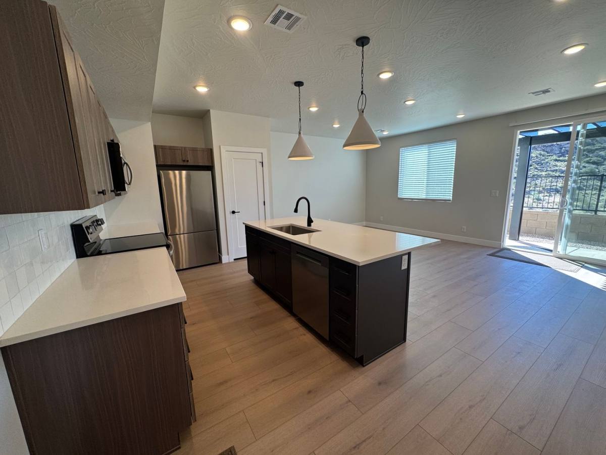 House for rent at 3934 E Fossil Way, Washington, UT 84780