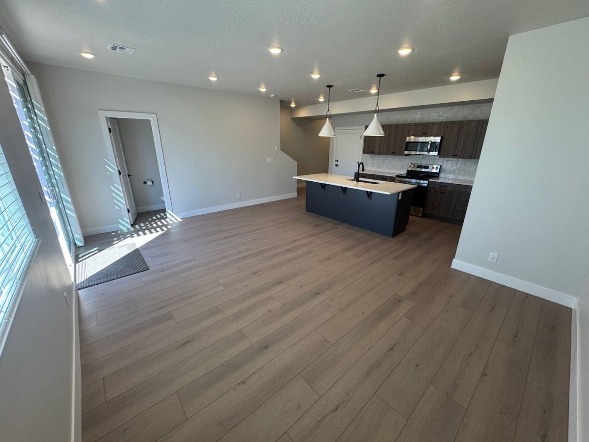 House for rent at 3934 E Fossil Way, Washington, UT 84780