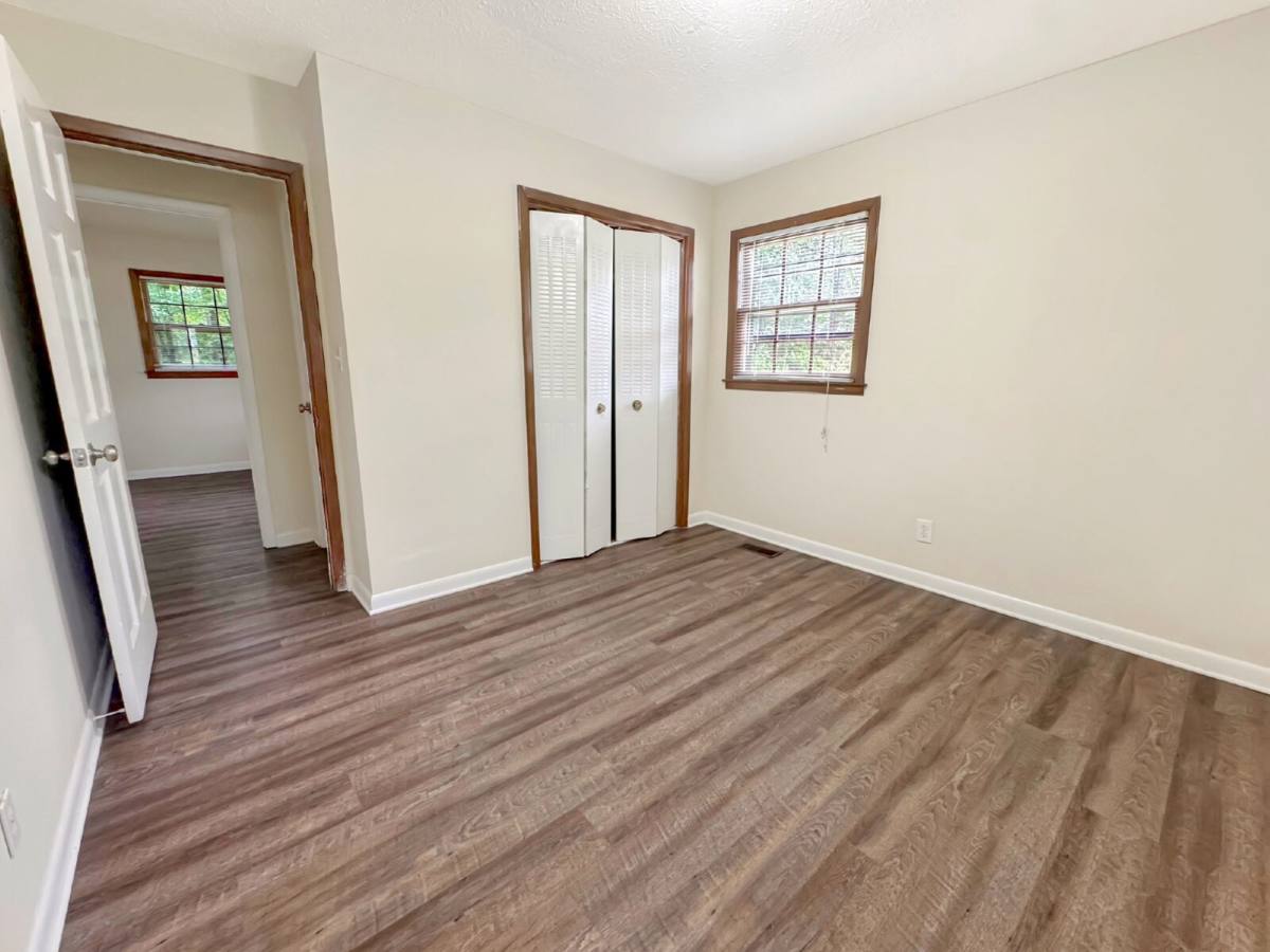 House for rent at 3633 Oakland Lane, Gainesville, GA 30504