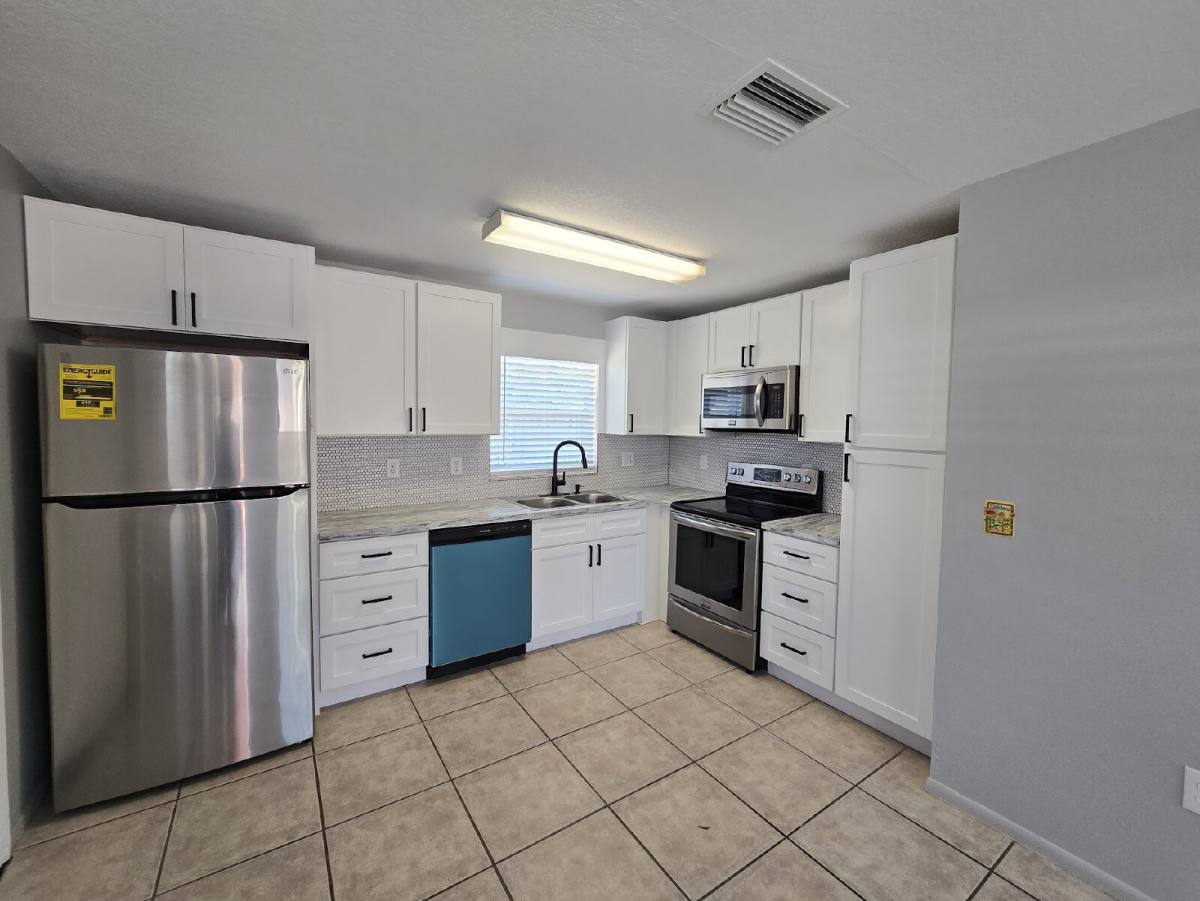 Townhouse for rent at 5424 Amy Lane, New Port Richey, FL 34652