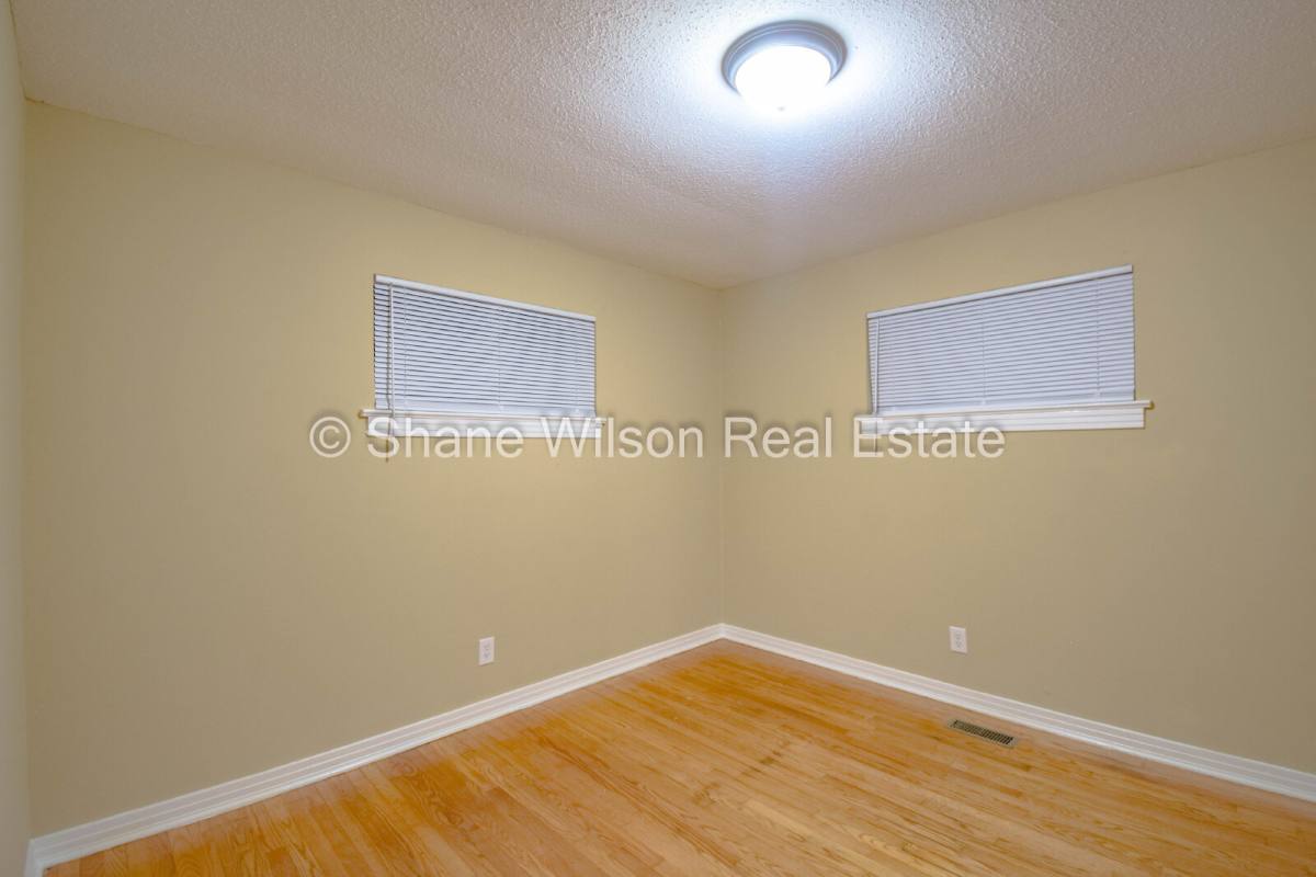 House for rent at 804 Henderson Ave, Rossville, GA 30741
