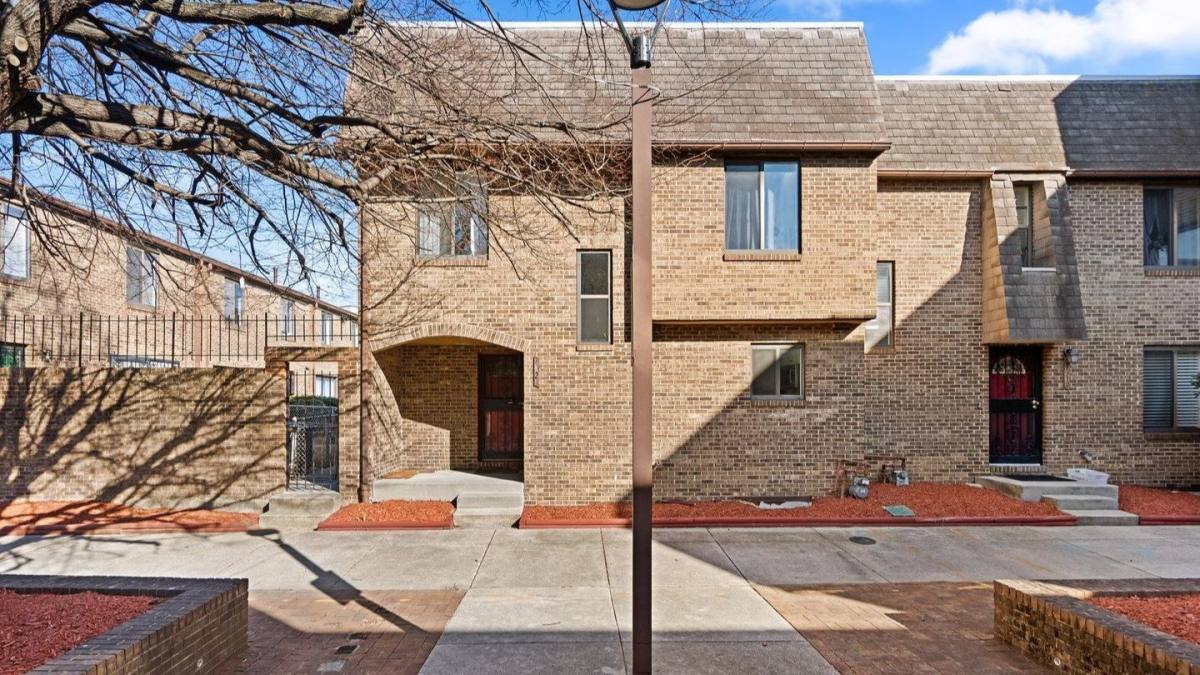 House for rent at 1321 I St NE, Washington, DC 20002