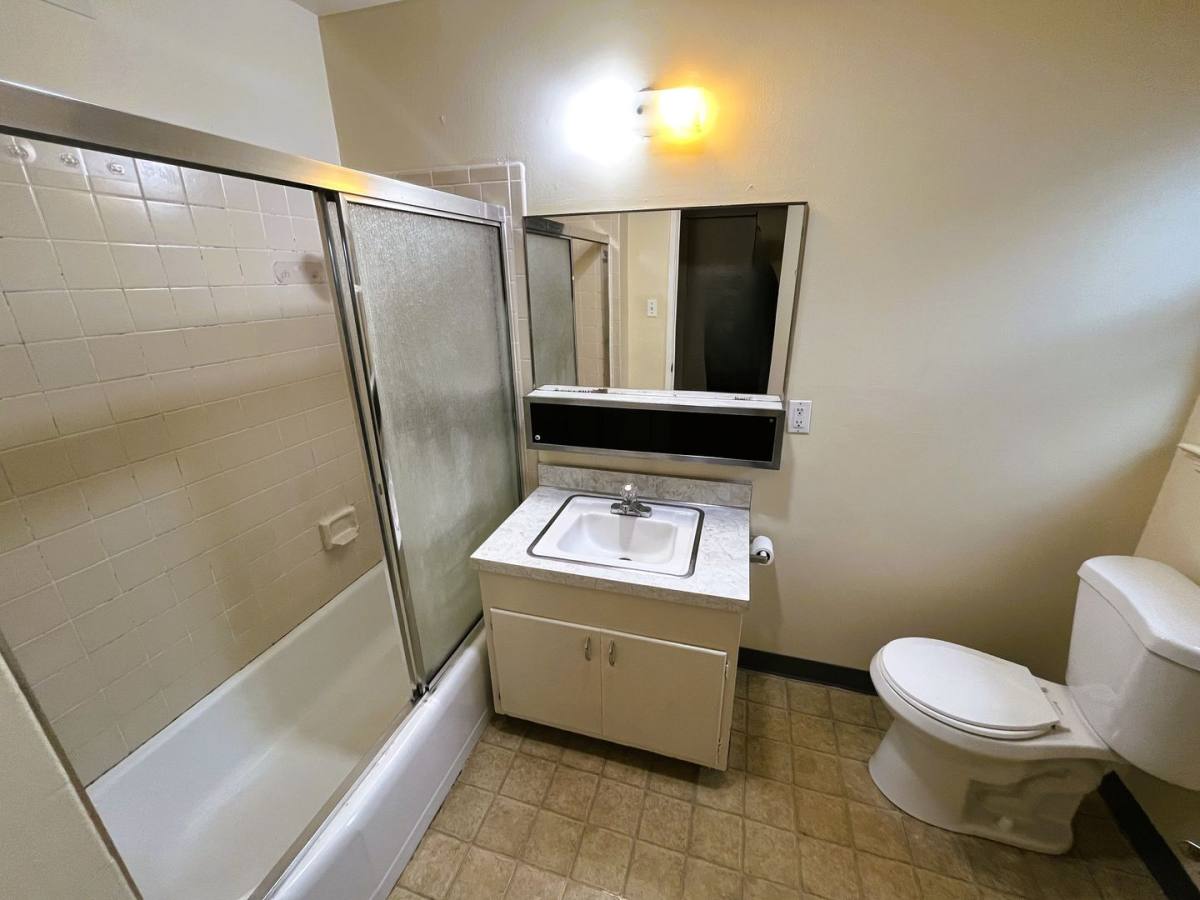 Apartment for rent at 249 E Bellevue Ave, San Mateo, CA 94401