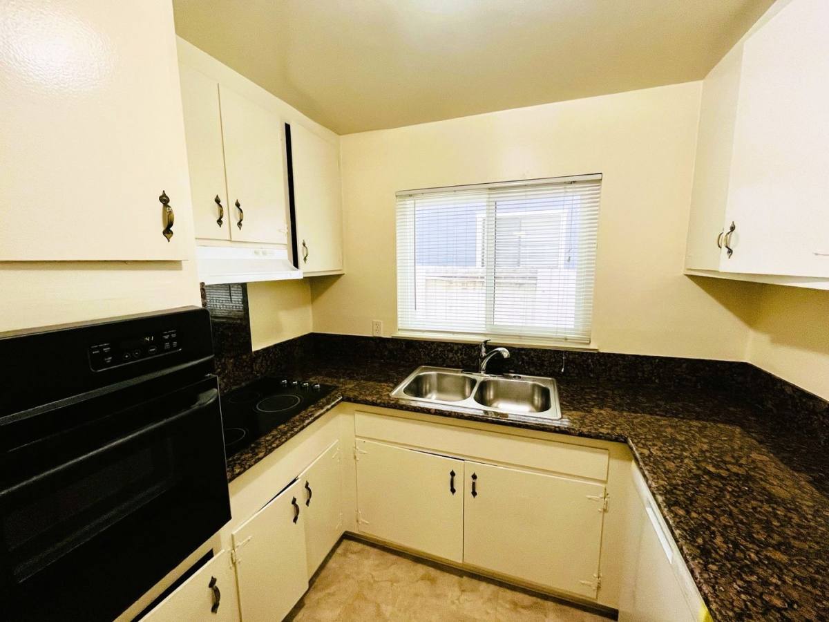 Apartment for rent at 249 E Bellevue Ave, San Mateo, CA 94401