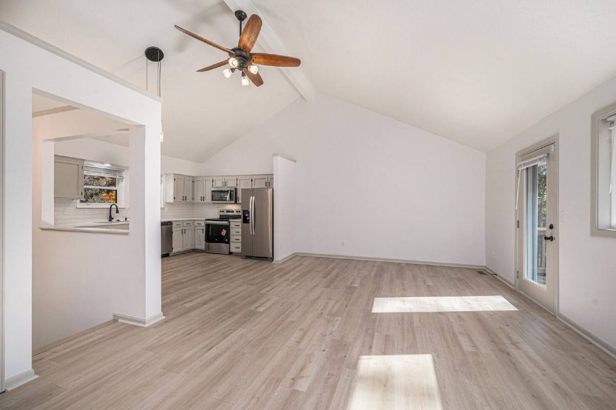 House for rent at 311 NE 101st Place, Kansas City, MO 64155