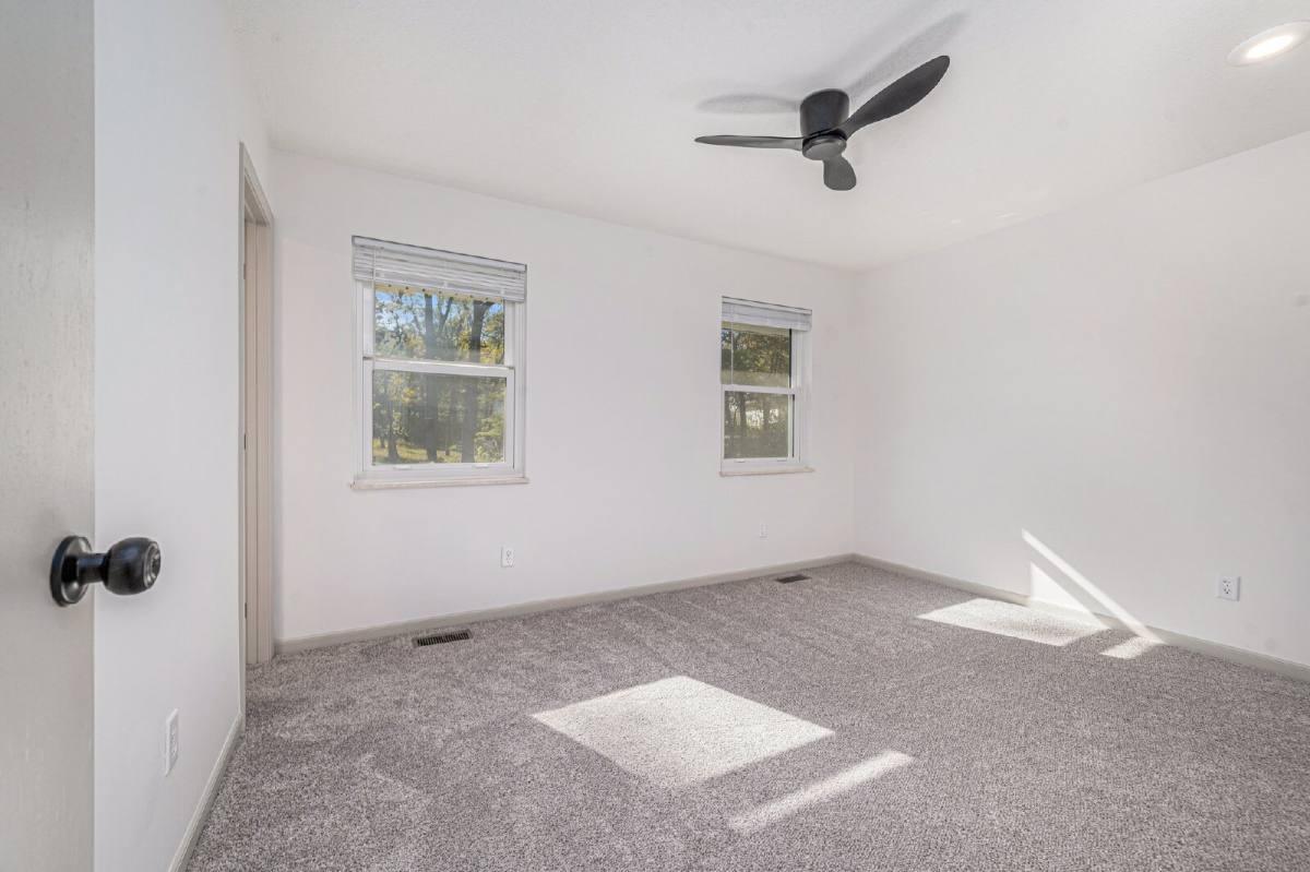House for rent at 311 NE 101st Place, Kansas City, MO 64155