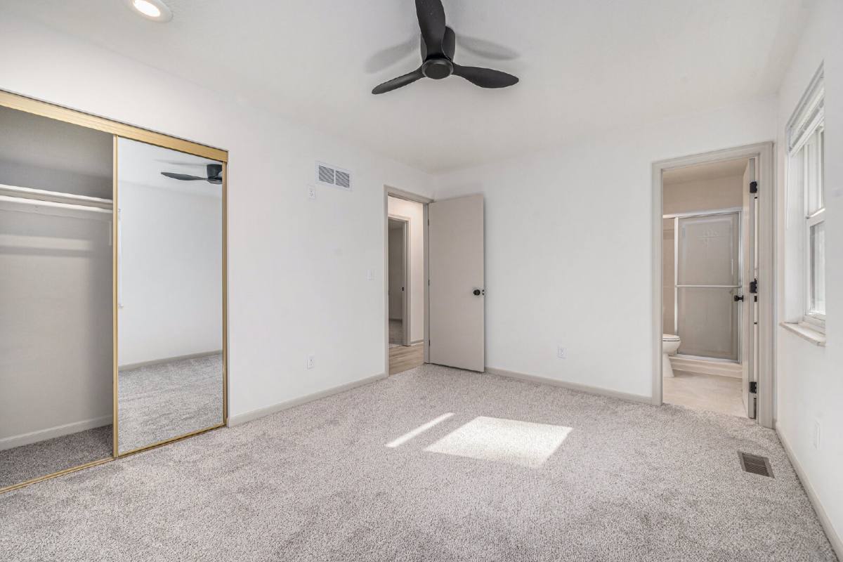House for rent at 311 NE 101st Place, Kansas City, MO 64155