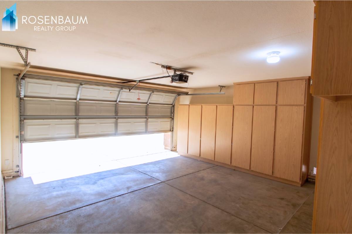 House for rent at 940 S Lafayette Dr, Chandler, AZ 85225
