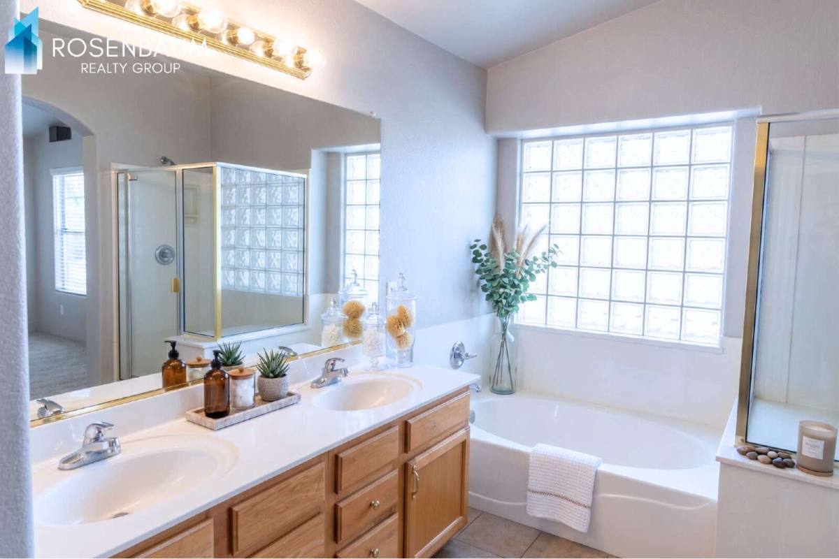 House for rent at 940 S Lafayette Dr, Chandler, AZ 85225