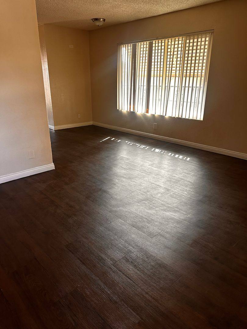 Apartment for rent at 1490 Gundry Ave, Long Beach, CA 90813