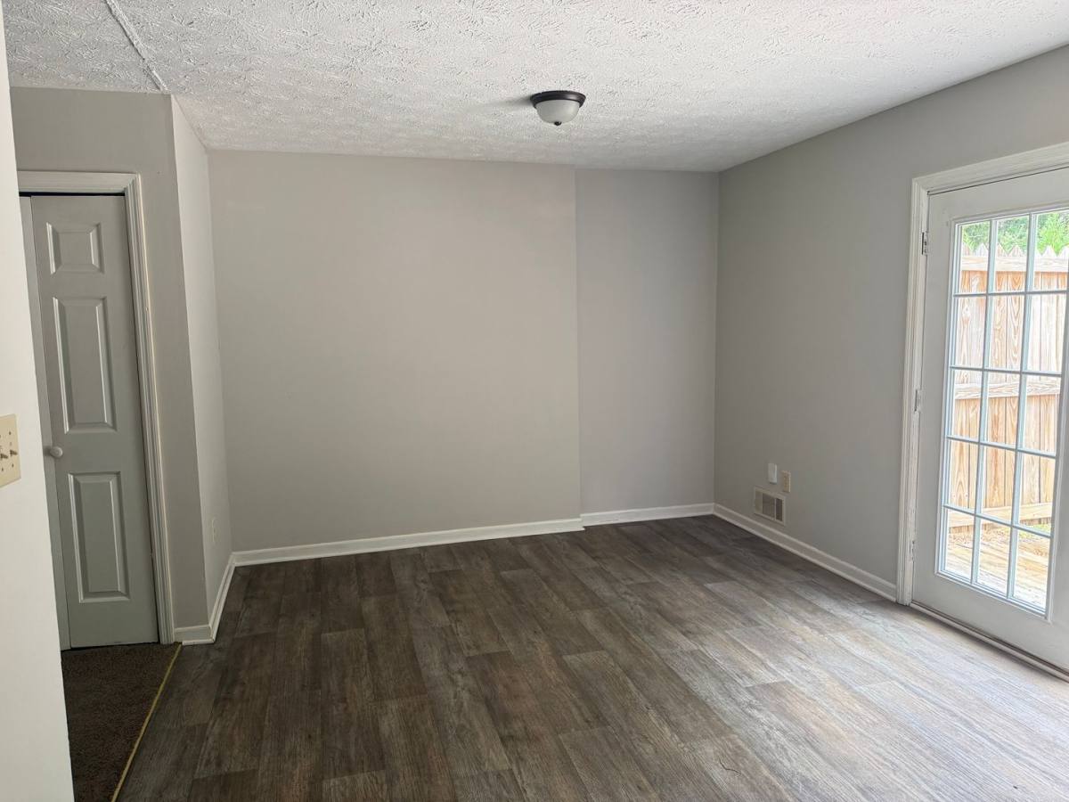 Apartment for rent at 208 Highland Park Dr, Athens, GA 30605