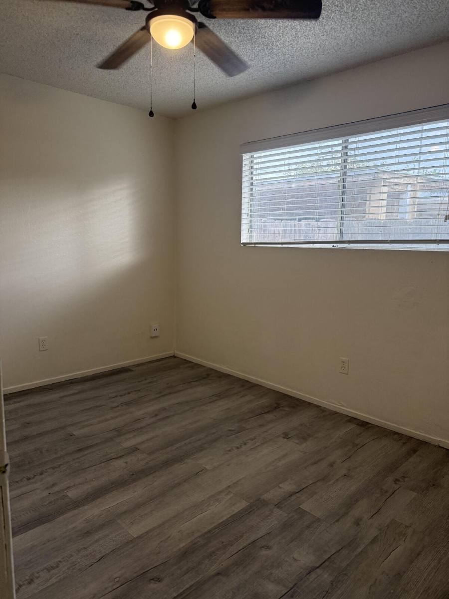 Apartment for rent at 33045 Rd 159 #9, Ivanhoe, CA 93235
