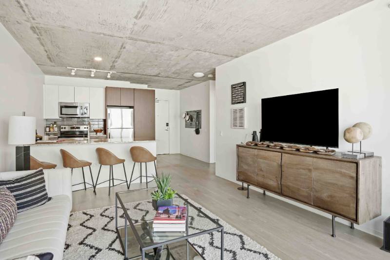 Apartment for rent at 2099 S Wabash, Chicago, IL 60616