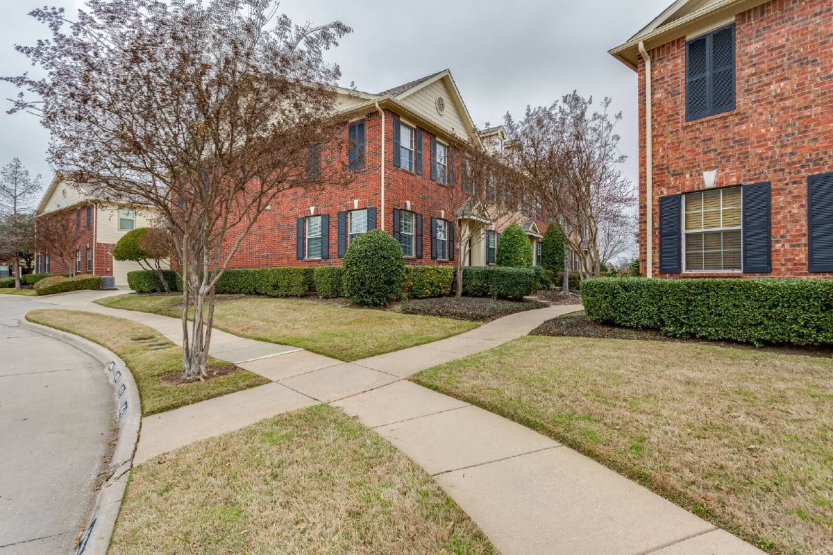 Townhouse for rent at 4168 Kyndra Circle, Richardson, TX 75082