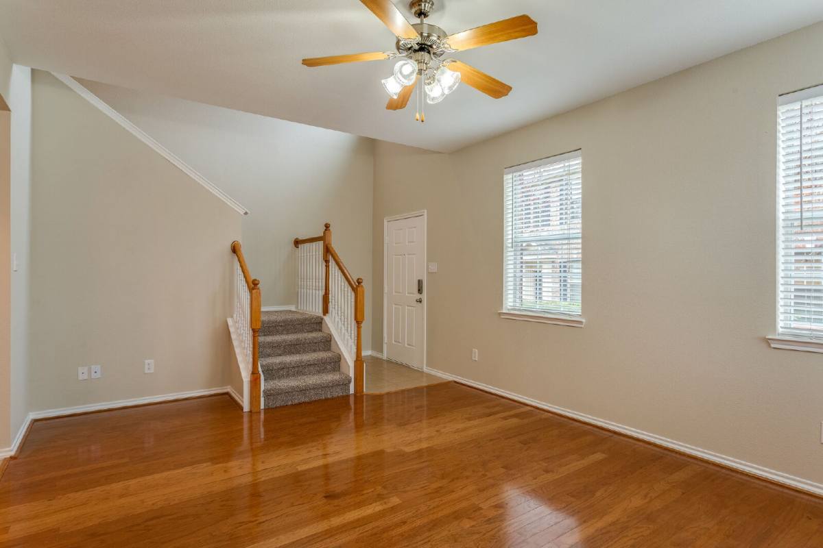 Townhouse for rent at 4168 Kyndra Circle, Richardson, TX 75082