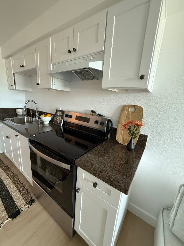 Apartment for rent at 4973 W 21st #204, Los Angeles, CA 90016