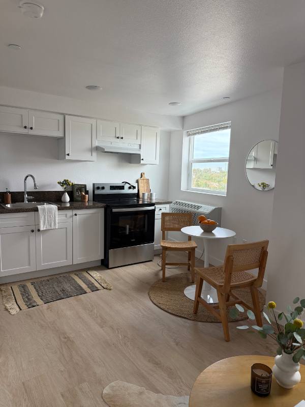 Apartment for rent at 4973 W 21st #204, Los Angeles, CA 90016
