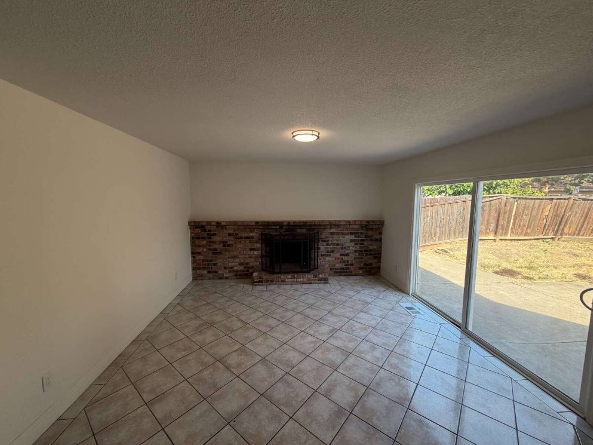 House for rent at 1089 Honey Court, Pittsburg, CA 94565