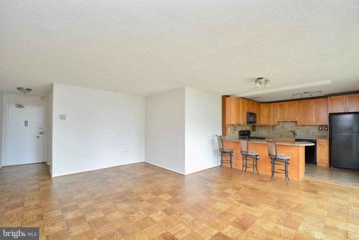 Condo for rent at 4600 S Four Mile Run Dr, Arlington, VA 22204