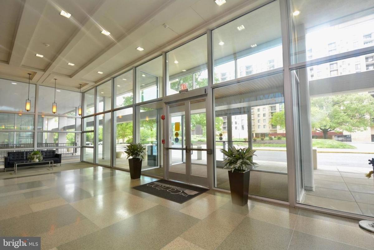 Condo for rent at 4600 S Four Mile Run Dr, Arlington, VA 22204