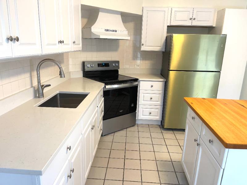 Apartment for rent at 141 W St #1, Litchfield, CT 06759