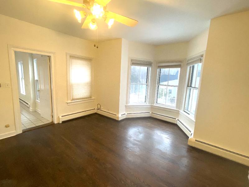 Apartment for rent at 141 W St #1, Litchfield, CT 06759