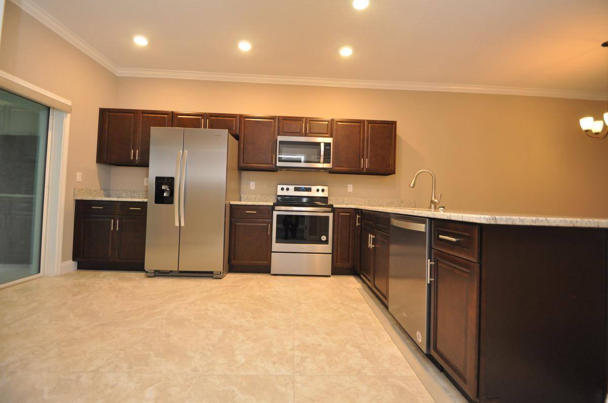 Townhouse for rent at 11 Ullynn Place, Palm Coast, FL 32164