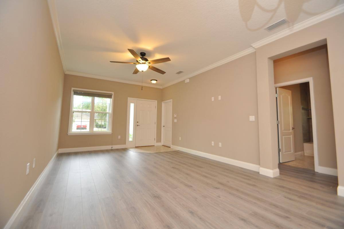 Townhouse for rent at 11 Ullynn Place, Palm Coast, FL 32164