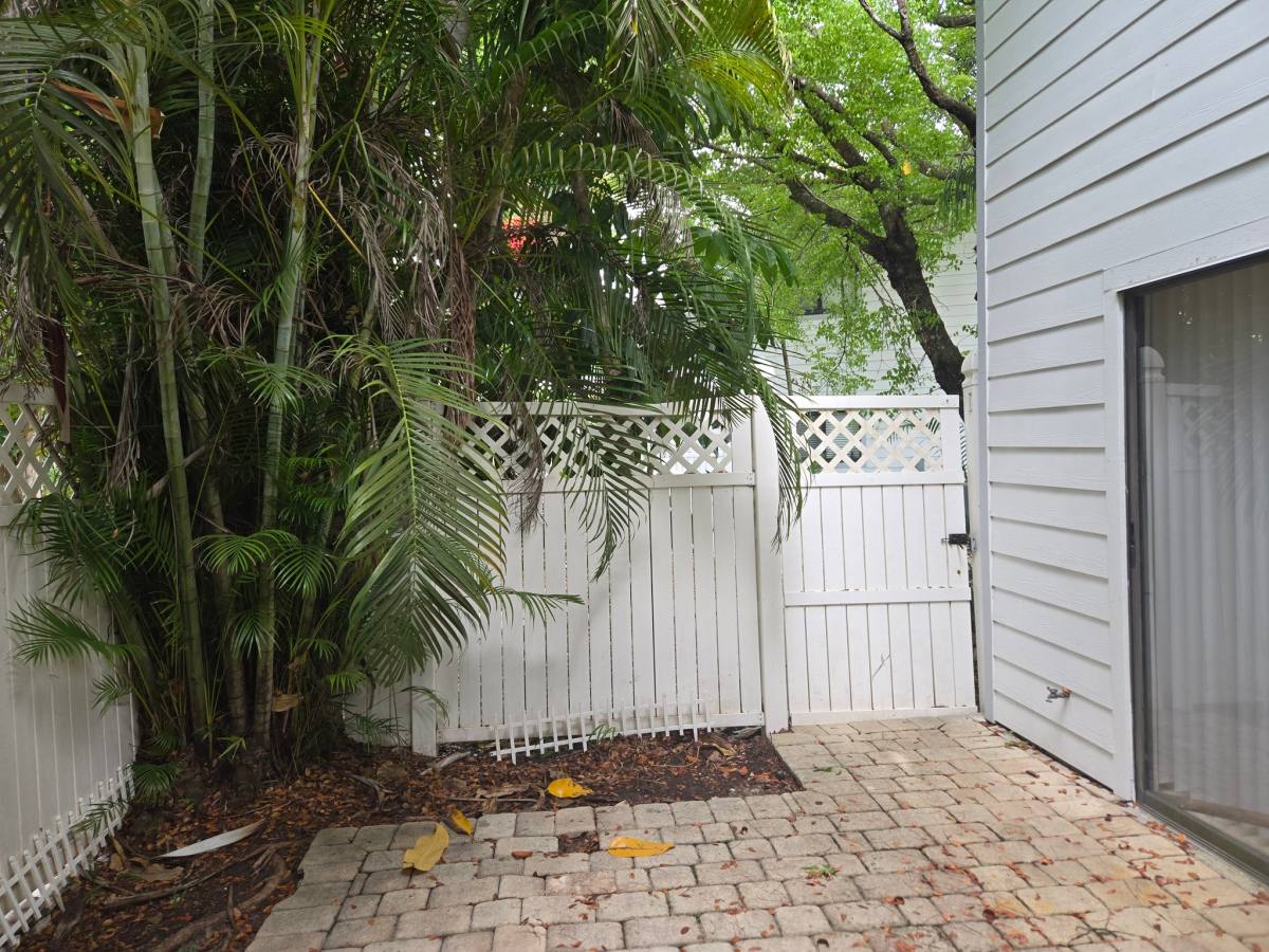 Townhouse for rent at 7752 Tamara Lee Court #103, Fort Myers, FL 33907