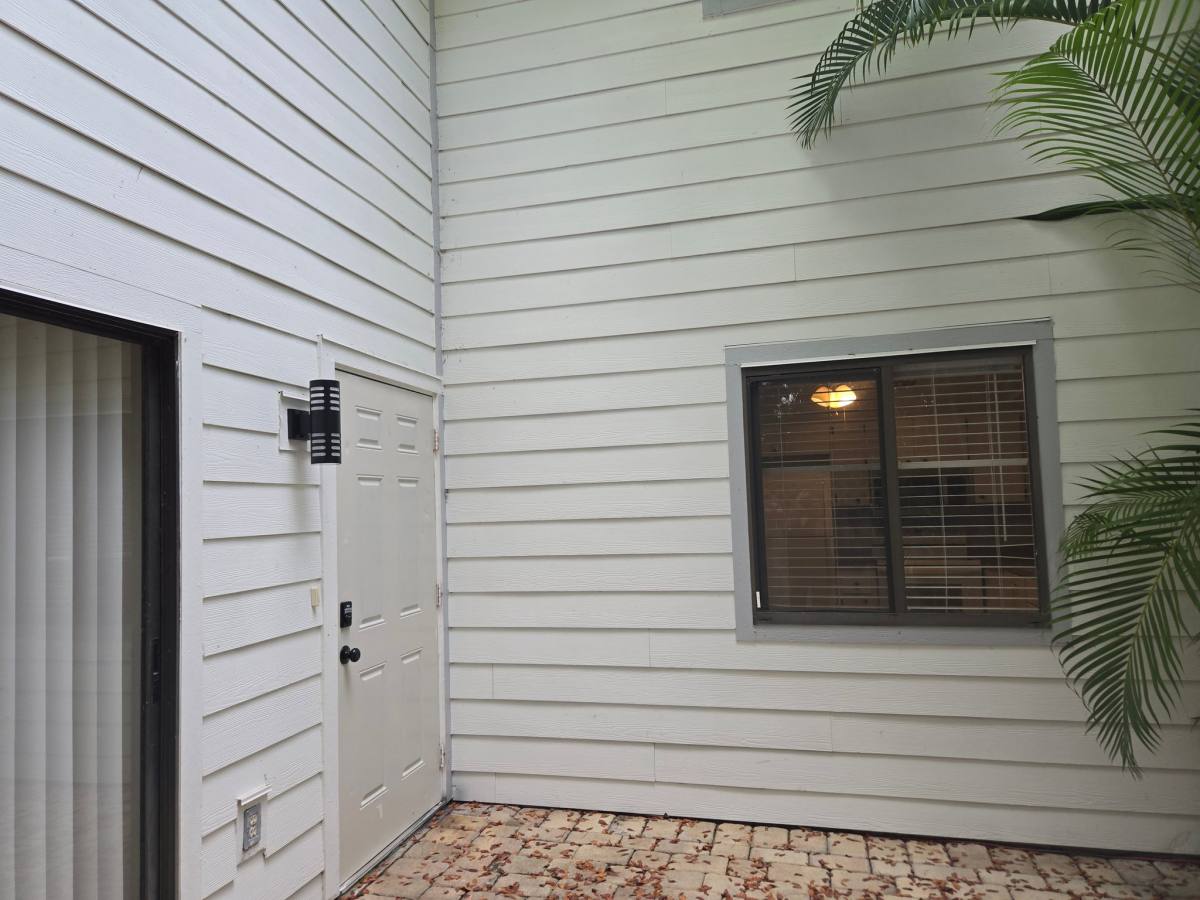 Townhouse for rent at 7752 Tamara Lee Court #103, Fort Myers, FL 33907