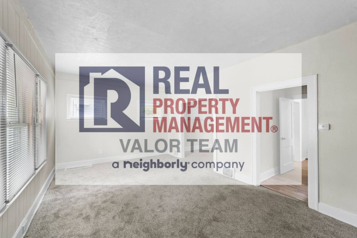 House for rent at 472 E 110th St, Cleveland, OH 44108
