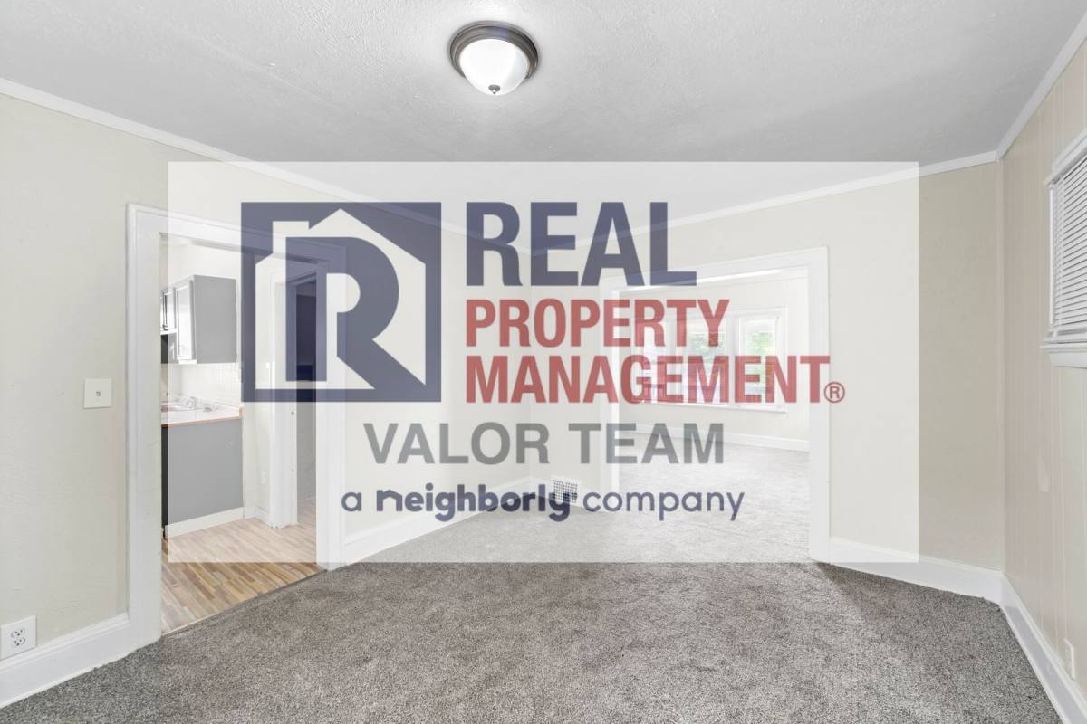House for rent at 472 E 110th St, Cleveland, OH 44108