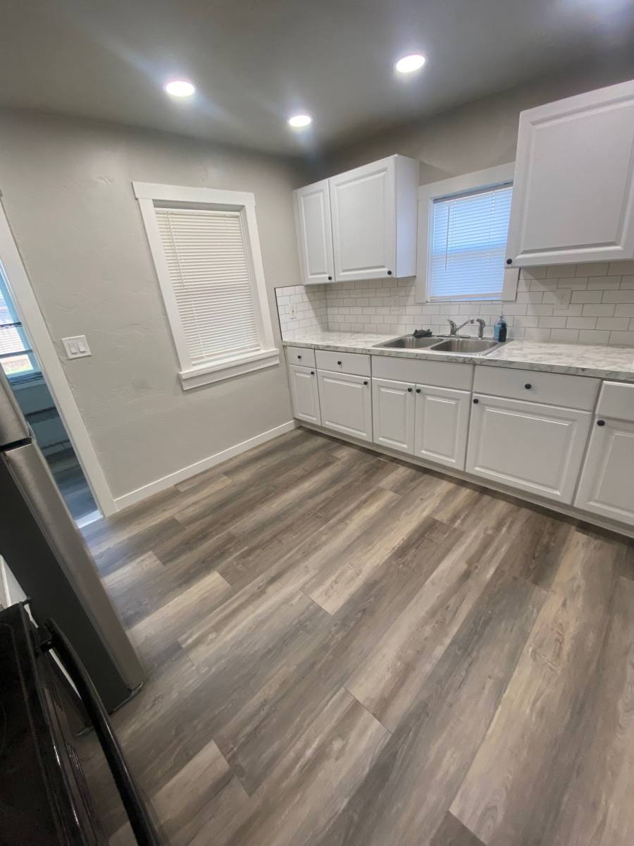 House for rent at 1350 S Washington St, Kennewick, WA 99337